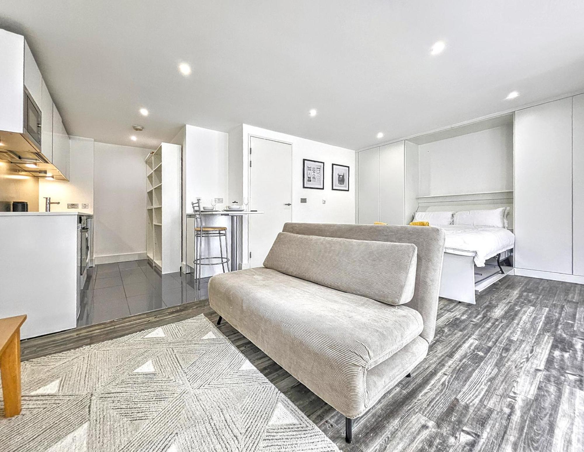 City Waterside, Old Street, Angel, Entire Private Apartment Londra Exterior foto
